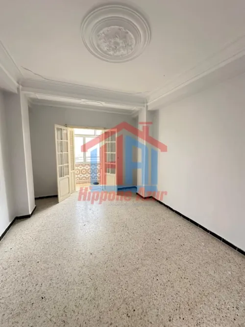 Location Appartement F5 Annaba Annaba