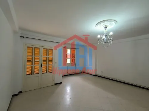 Location Appartement F5 Annaba Annaba
