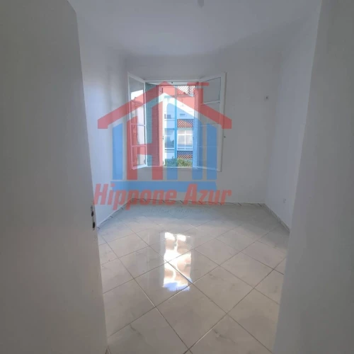 Location Appartement F4 Annaba Annaba