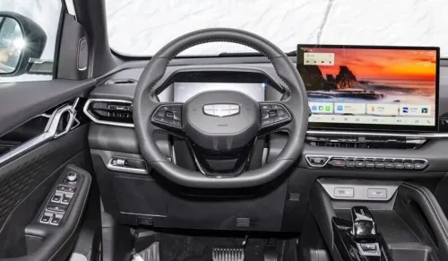 Geely Coolray 2026 battle