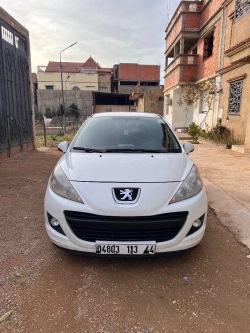 Peugeot 207 plus 2013 