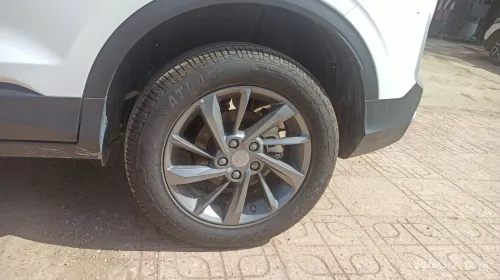 Geely Coolray 2025 