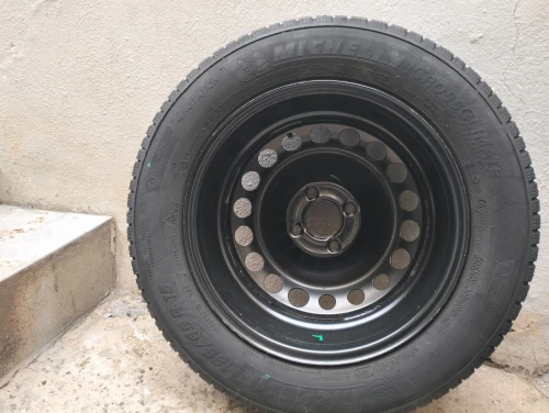 Pneus  Michelin ET JANTE  185_65 R15