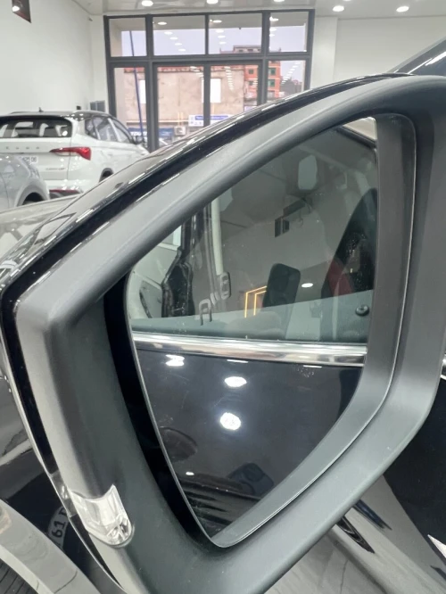 Skoda Karoq 2025 Luxury