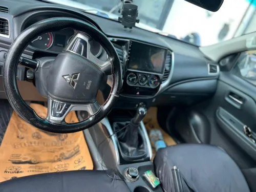 Mitsubishi L200 2022 Doube cabine Evolution