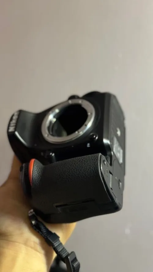 D750