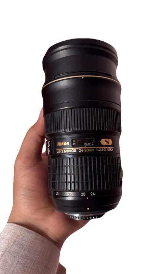 Nikon 24-70 F2.8