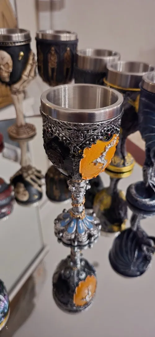 Des figurine et tasses