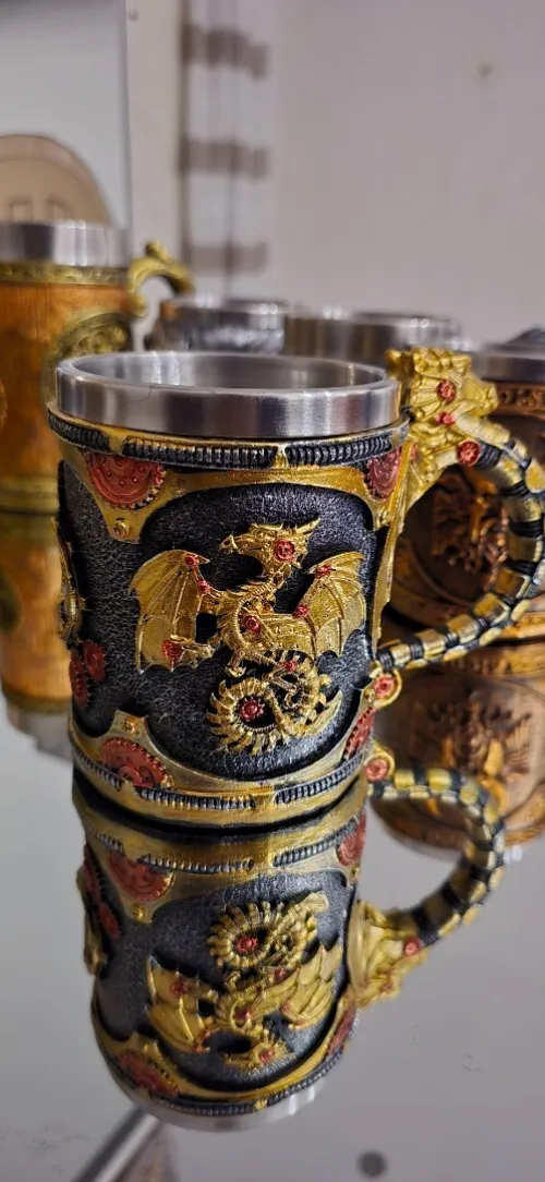 Des figurine et tasses