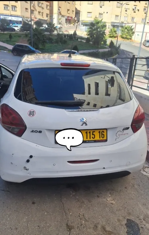 Peugeot 208 2015 Allure Facelift