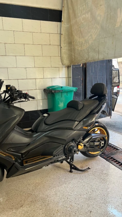 Yamaha Tmax iron 2 2015