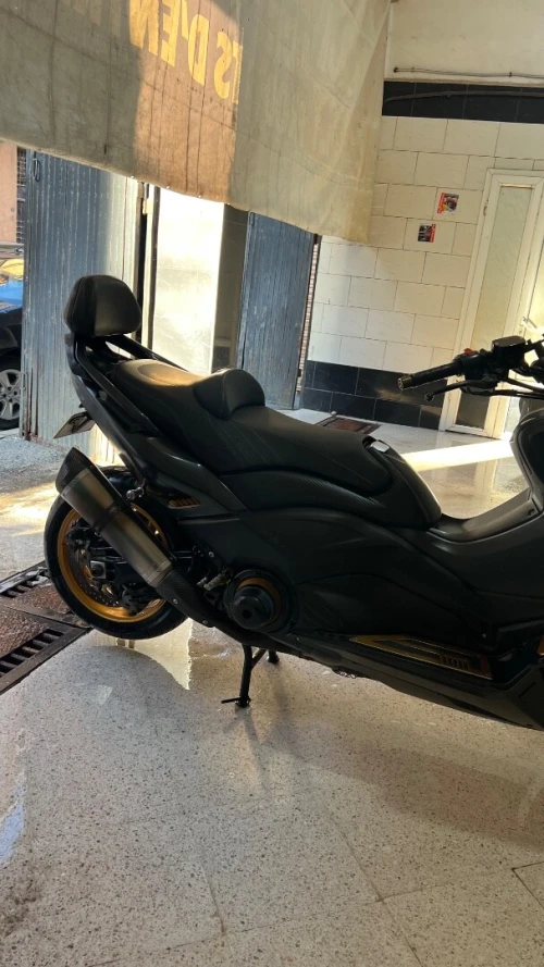 Yamaha Tmax iron 2 2015