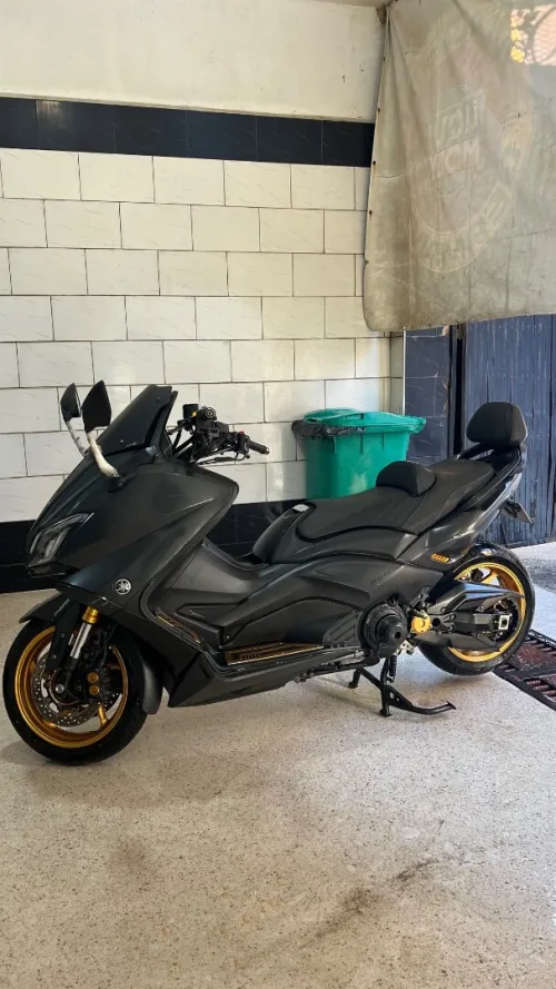 Yamaha Tmax iron 2 2015