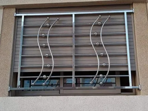 Rampe d'escalier en inox garde-corps en verre cabine de douche