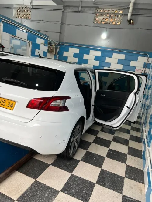 Peugeot 308 2015 Allure