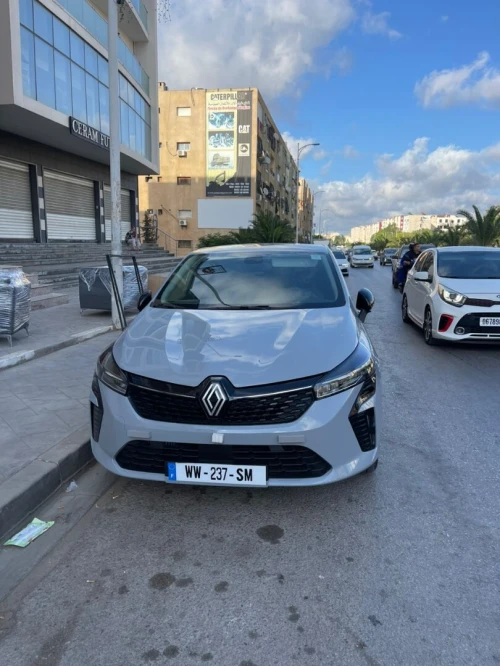 Renault Clio 5  2024 Evolution
