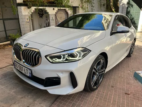 BMW Série 1 2023 M performance