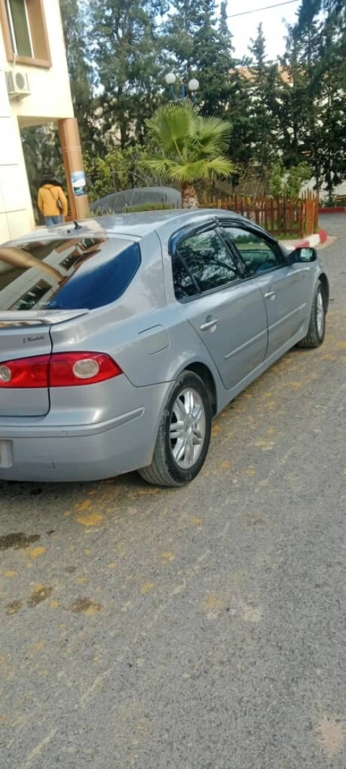 Renault Laguna 2 2002 Initiale