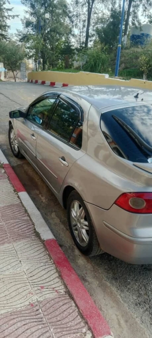 Renault Laguna 2 2002 Initiale