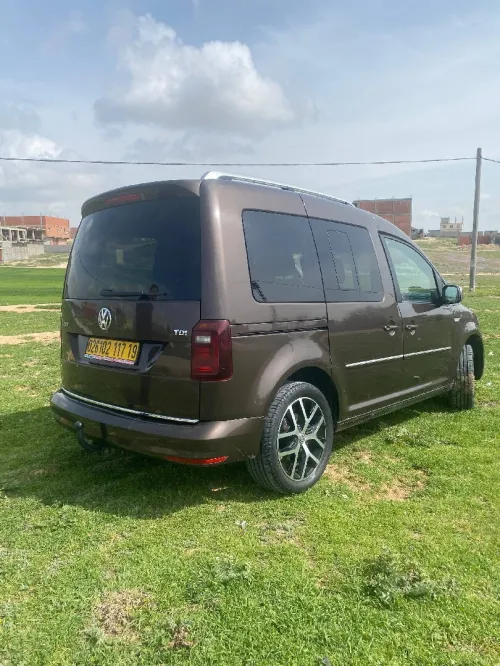 Volkswagen Caddy 2017 Highline