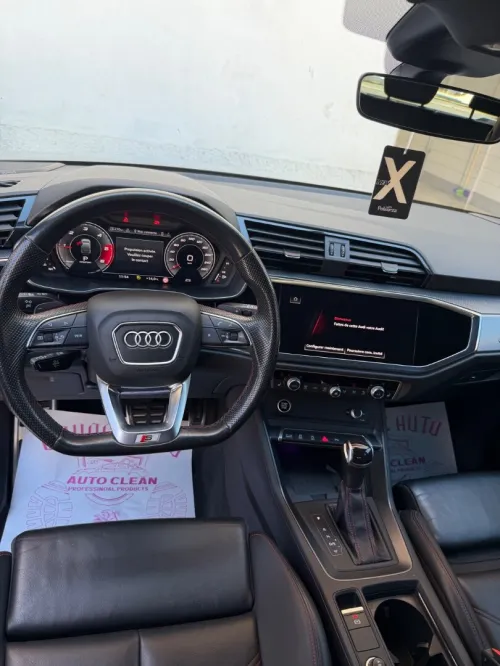 Audi Q3 2023 Sline