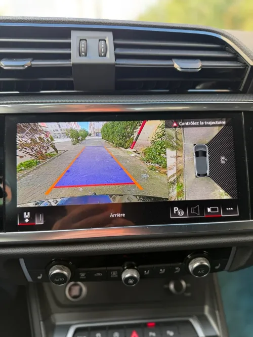 Audi Q3 2023 Sline