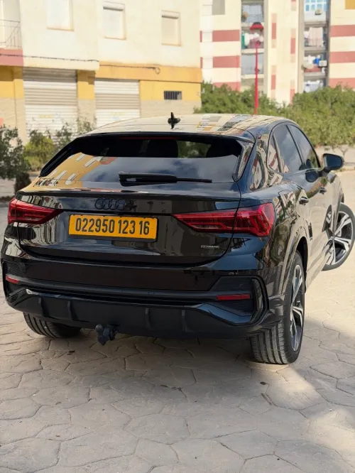 Audi Q3 2023 Sline