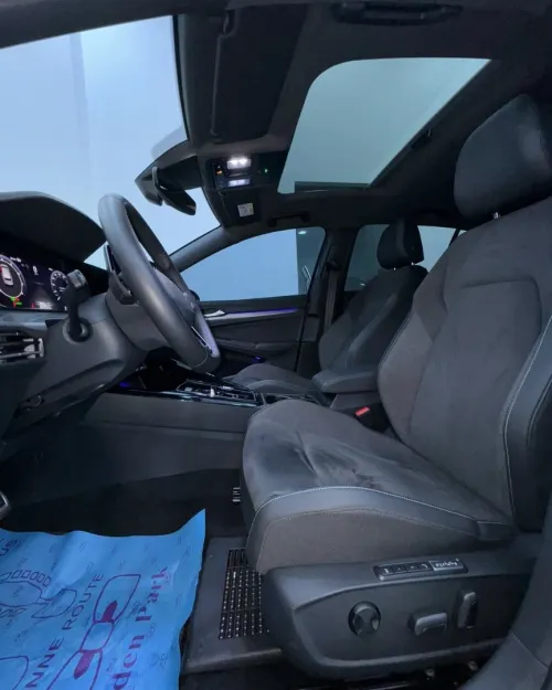 LOCATION DE VOITURE DE LUX