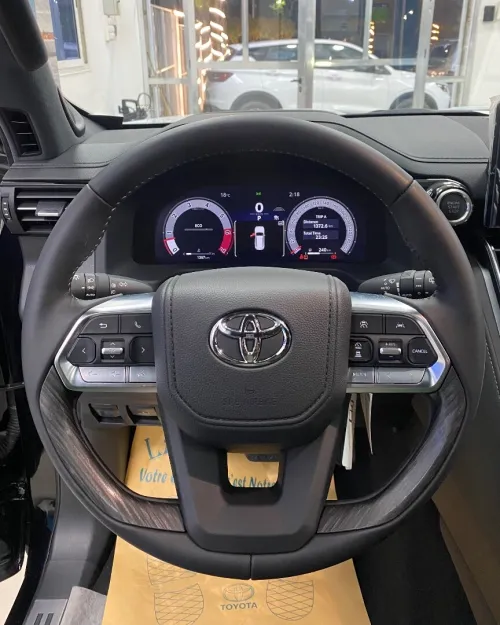 Toyota Land Cruiser  2025 VXR