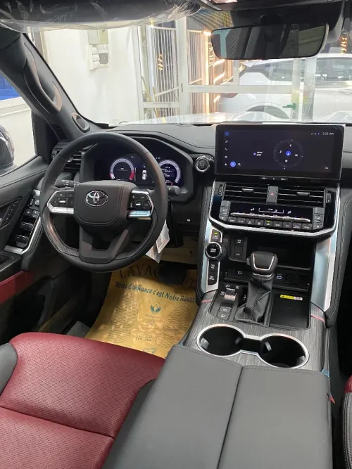 Toyota Land Cruiser  2025 VXR