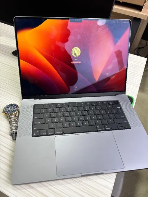 Affaire -Mac Book Pro M1 16 Pouces