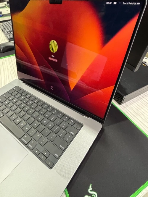 Affaire -Mac Book Pro M1 16 Pouces