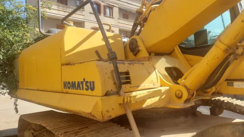 Komatsi 220 2006