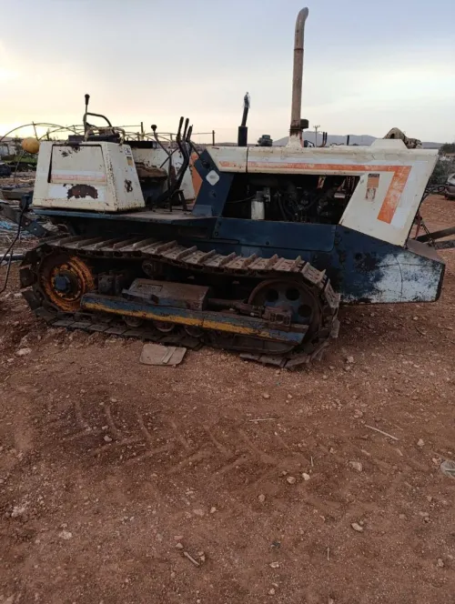 Komatsu Chenille 