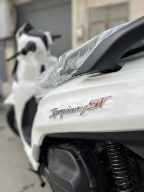 Sym St 200 2025