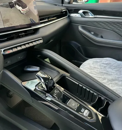 Geely Coolray 2026 