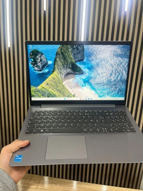 LENOVO IDEAPAD 3 I3-12eme 8/256 SSD NVME 15.6 FHD
