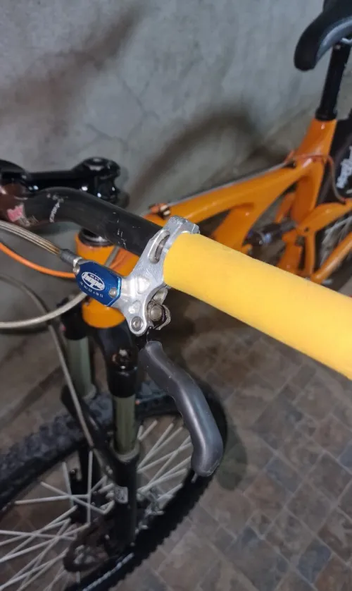 Vélo Ibis Mojo  Cadre carbone   bon état