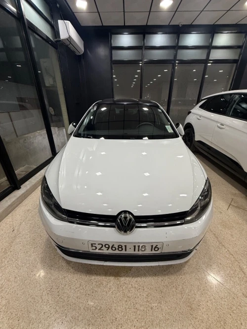 Volkswagen Golf 7 2018 Carat