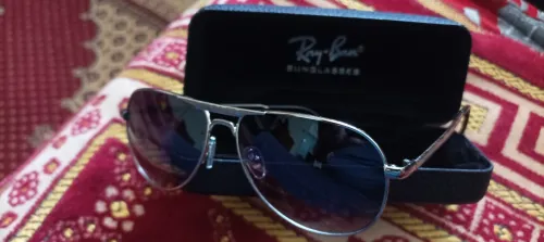Lunette original Rayban e YSL très bon etat