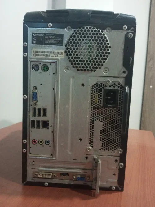 Pc de bureau Packard bell