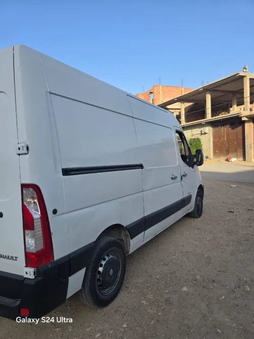 Renault master 2012