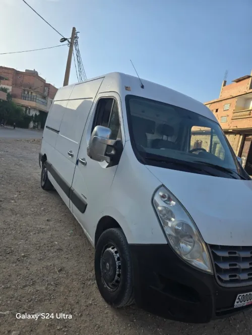 Renault master 2012