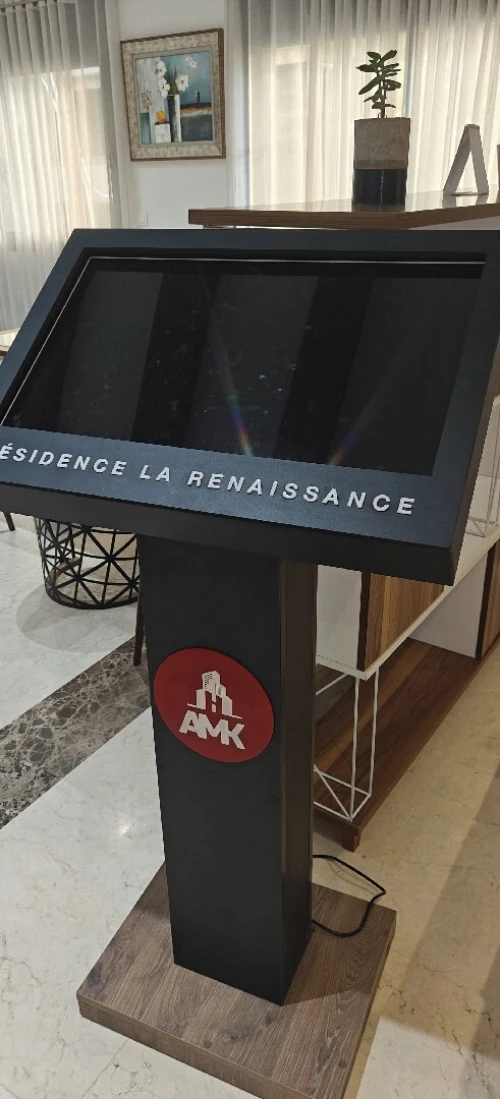 Enseigne lumineuse, panneaux publicitaire