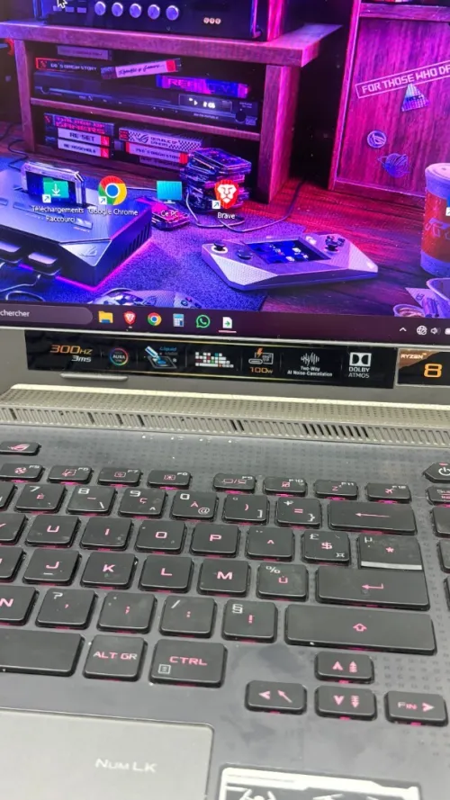 ASUS ROG STRIX G15 GPU 3070 CPU R7 5800H RAM 16 GB 512 SSD NVME