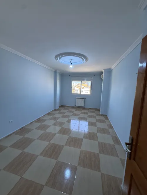 Location Appartement F4 Alger Draria