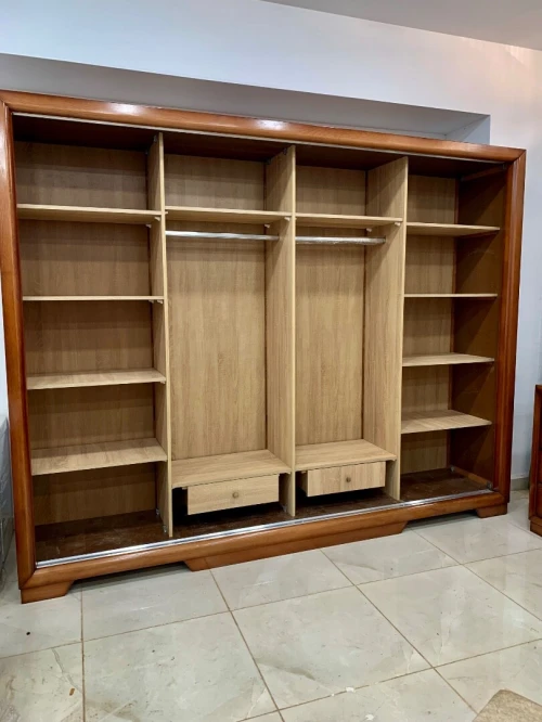 Fabrication des chambres à coucher en bois hêtre