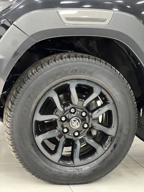 Toyota Hilux 2022 invisible