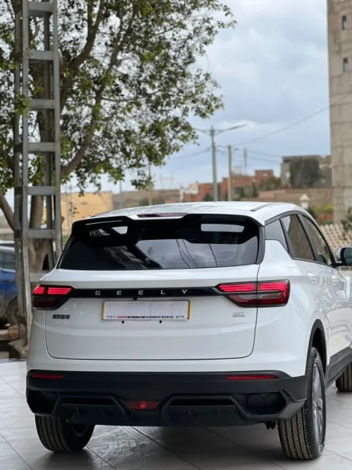 Geely Coolray 2025 