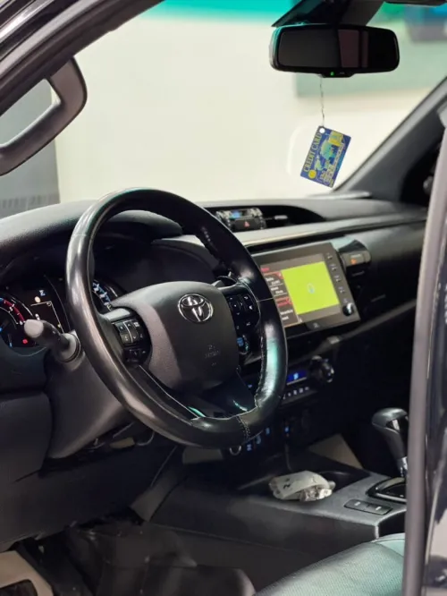 Toyota Hilux 2022 invisible